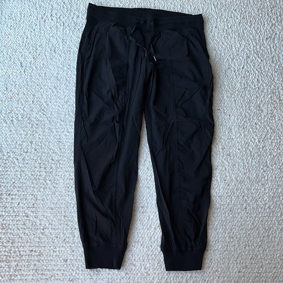 Lululemon Dance Studio Mid-Rise Jogger Black 14 - Picture 4 of 9
